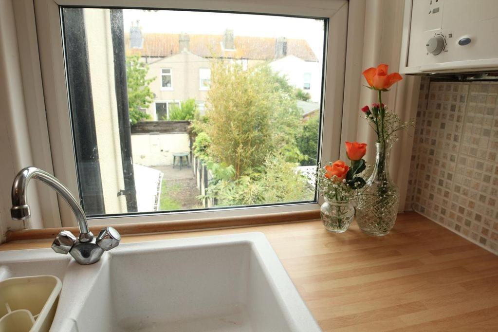 Evee'S Pebbles 1 Apartment อีสต์บอร์น ภายนอก รูปภาพ